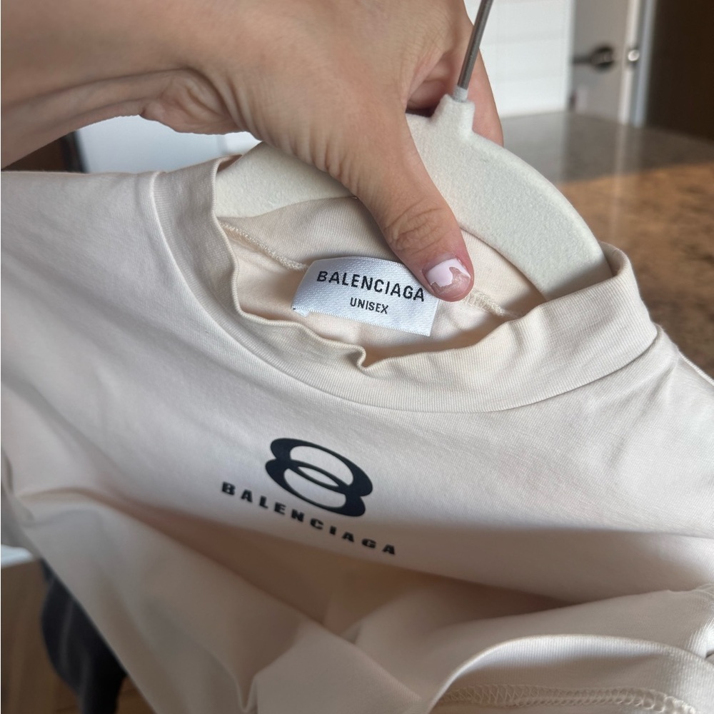 Balenciaga Unity stretch T-shirt in - Picture 4 of 4